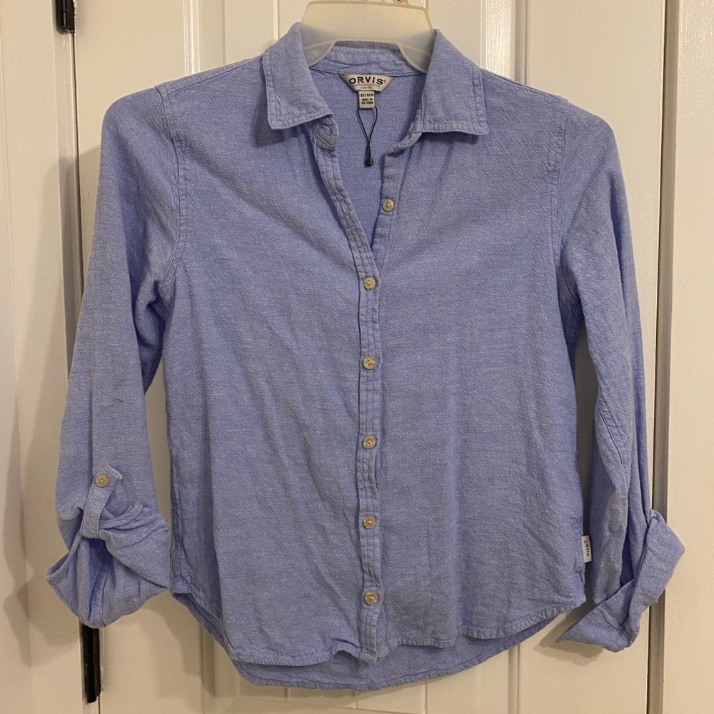 Women’s XS Orvis Light Blue Button-Up Shirt